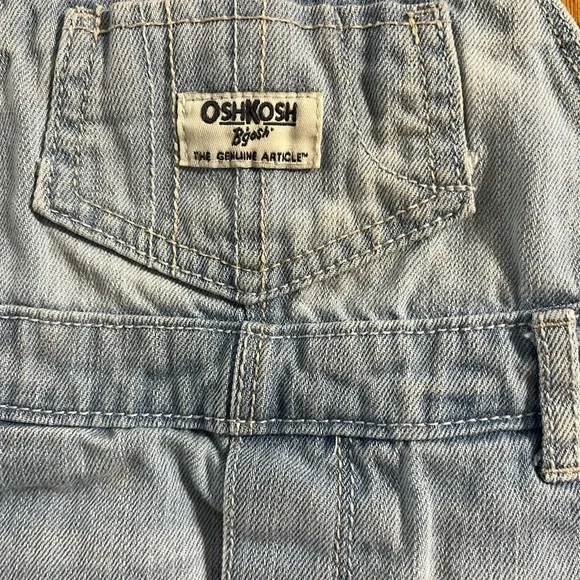 VTG OshKosh B’gosh Girl’s Light Wash Ruffled Denim Overall Jumper Dress 18Months - Picture 7 of 9